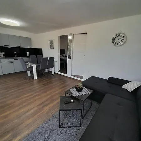 Mint-vacation House Žman